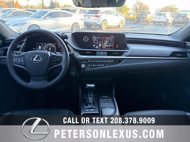 Used 2021 Lexus ES 300h w/ Accessory Package FWD image 15