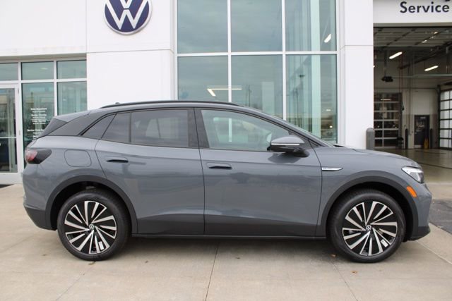 New 2025 Volkswagen ID.4 Pro AWD/4WD image 3