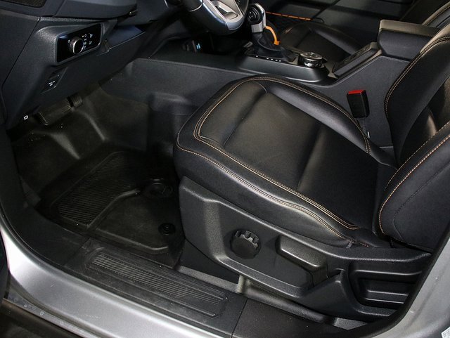 Used 2024 Ford Bronco Badlands image 25