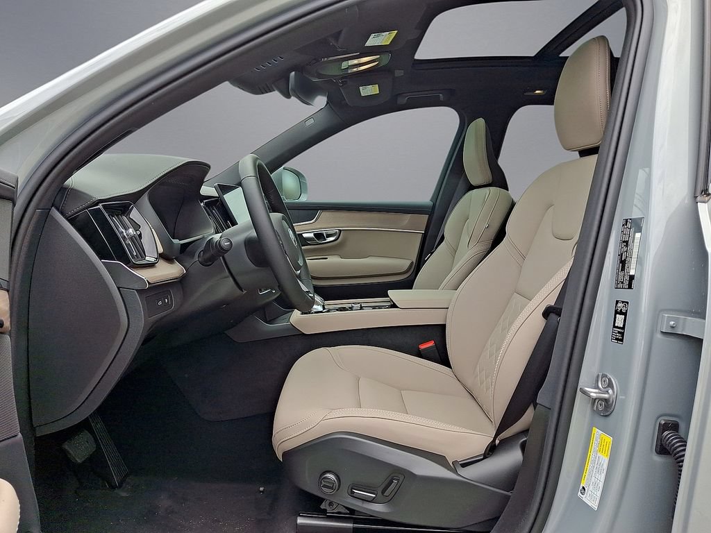 New 2026 Volvo XC90 T8 Core w/ Protection Package Premier AWD/4WD image 20