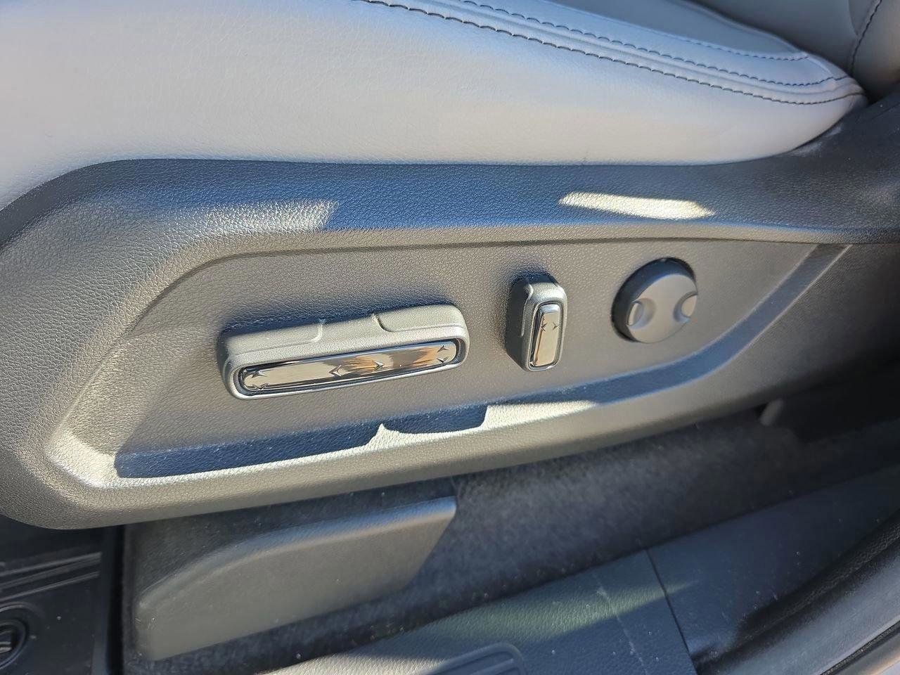 Used 2025 Honda Pilot Touring image 20