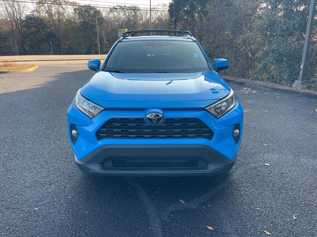 Used 2020 Toyota RAV4 XLE Premium image 2