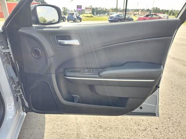 Used 2022 Dodge Charger SXT w/ Leather Interior Group image 24