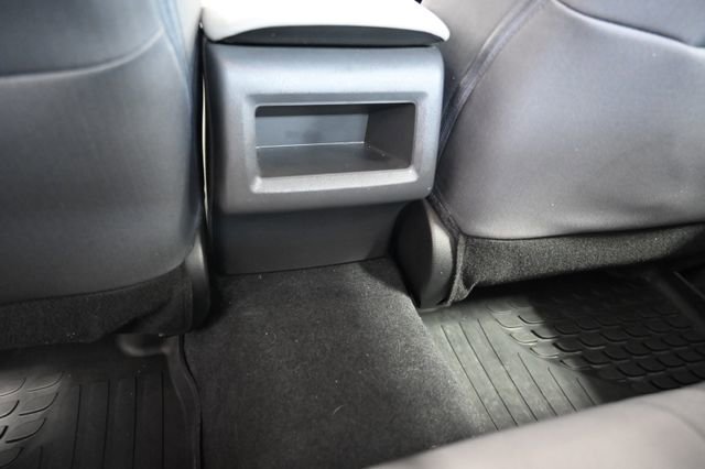 Used 2022 Toyota Camry LE AWD/4WD image 27