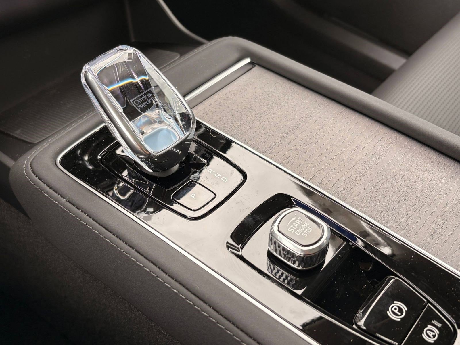 New 2026 Volvo XC90 B6 Ultra w/ Protection Package image 18