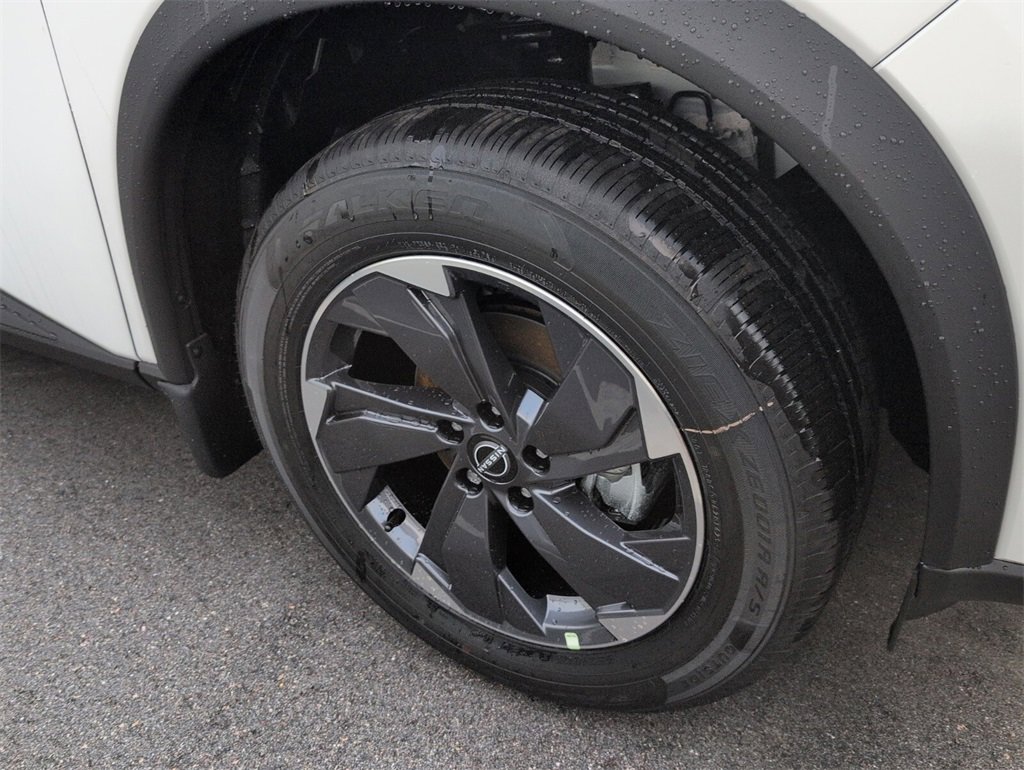 New 2026 Nissan Rogue SV w/ SV Premium Package image 3