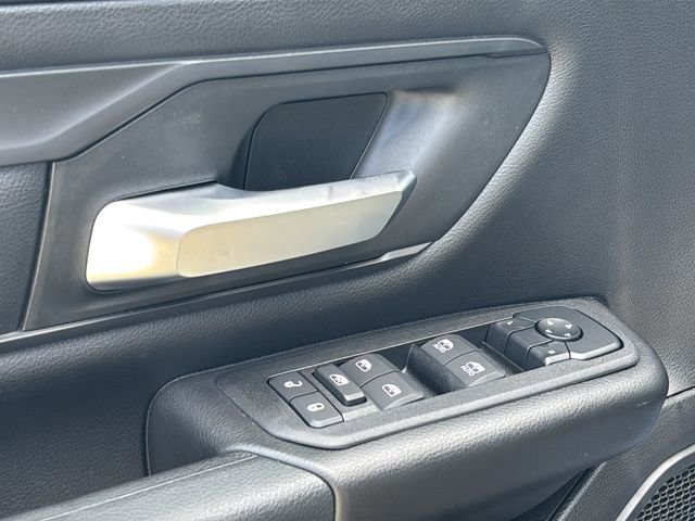 New 2026 RAM 1500 Express AWD/4WD image 16