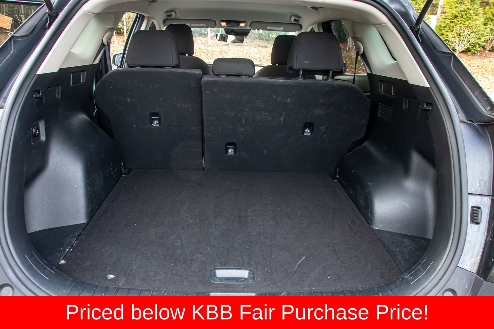 Used 2024 Kia Sportage LX image 18