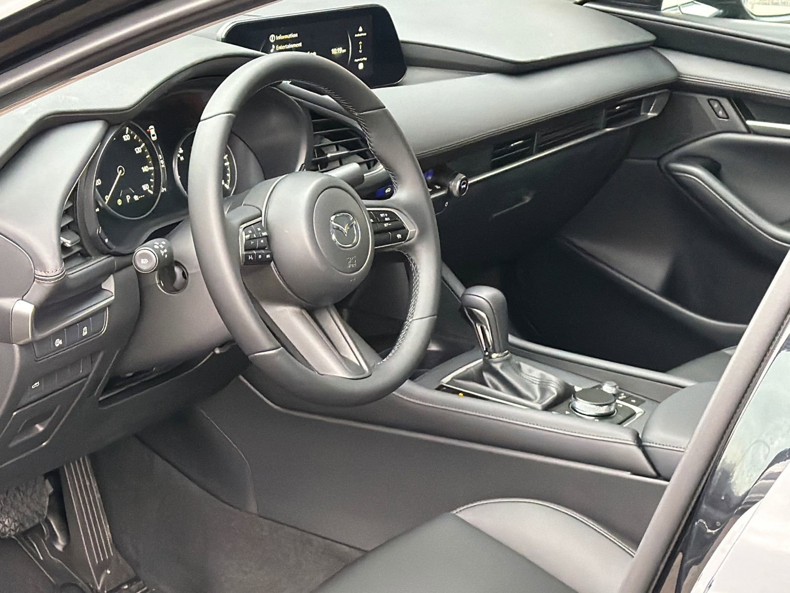 New 2026 MAZDA MAZDA3 s Sport FWD image 11