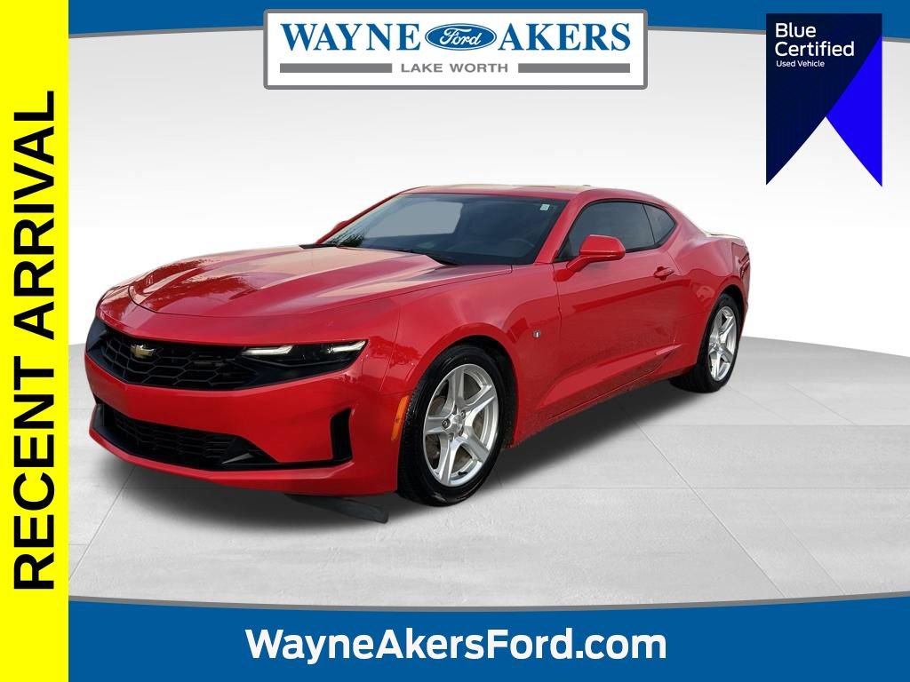 Used 2022 Chevrolet Camaro LT RWD image 1