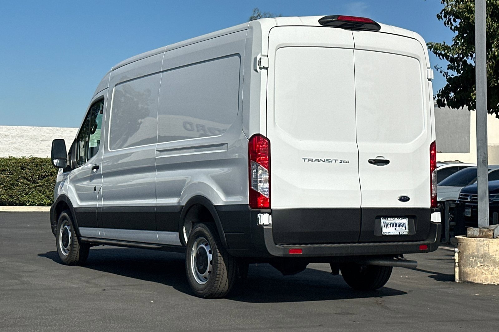 New 2025 Ford Transit 250 148 Medium Roof image 6