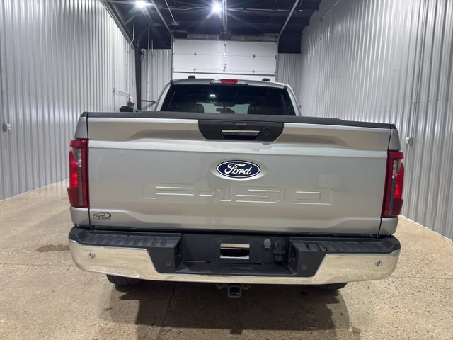 Used 2024 Ford F150 XLT w/ FX4 Off-Road Package AWD/4WD image 4