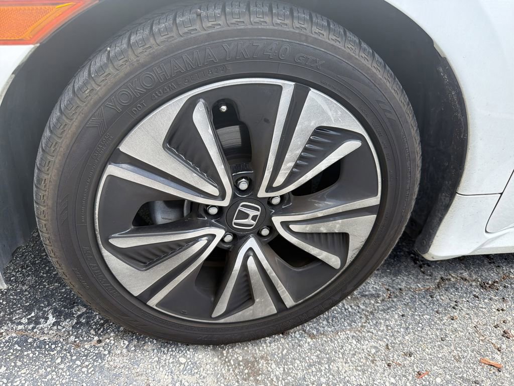 Used 2016 Honda Civic EX-T image 4