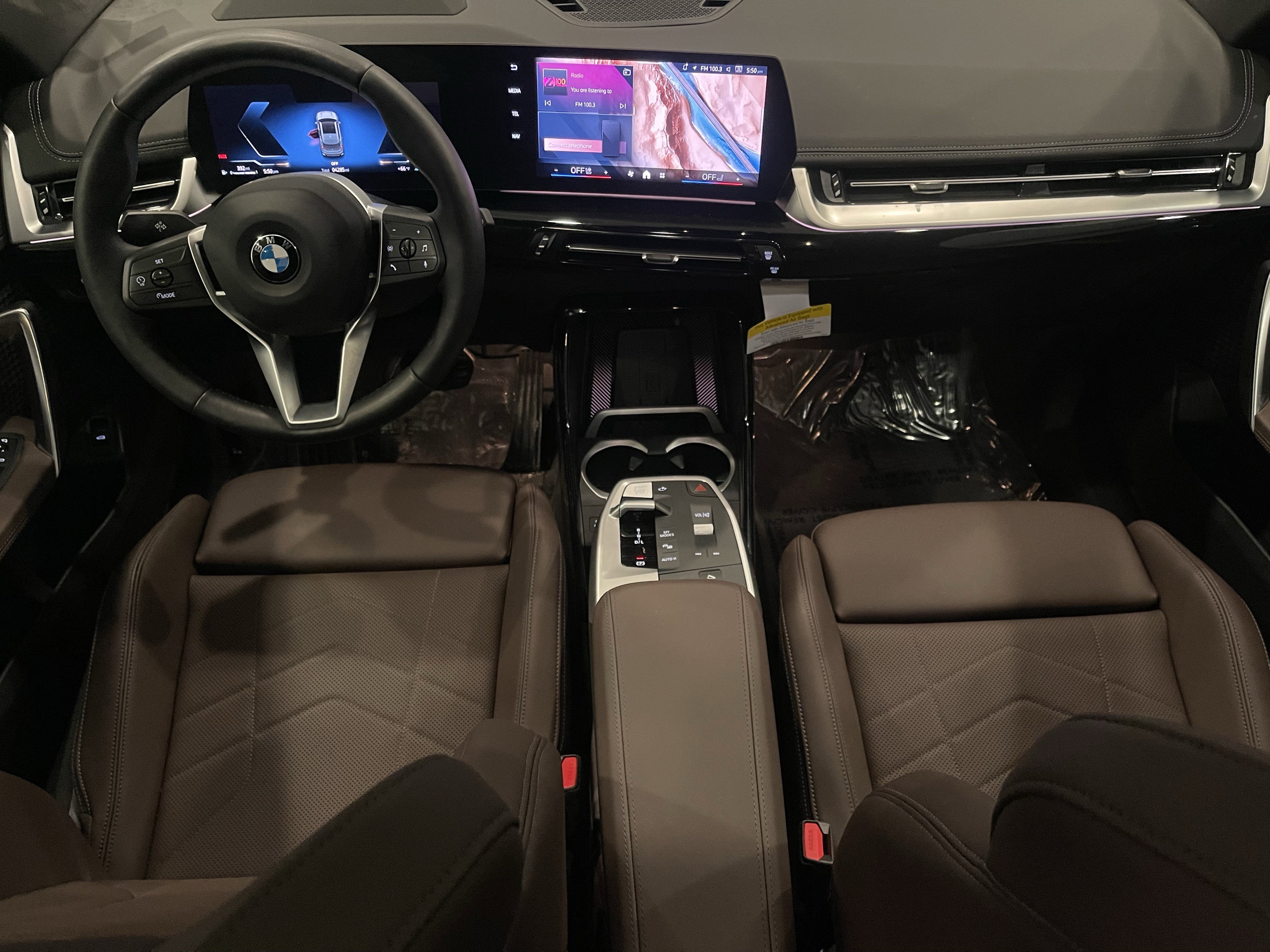 Used 2025 BMW X1 xDrive28i w/ Technology Package image 16