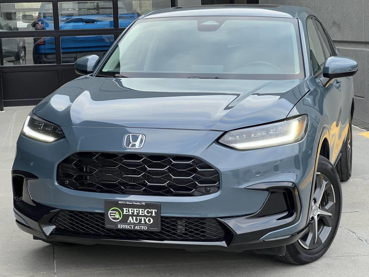 Used 2025 Honda HR-V EX-L image 3