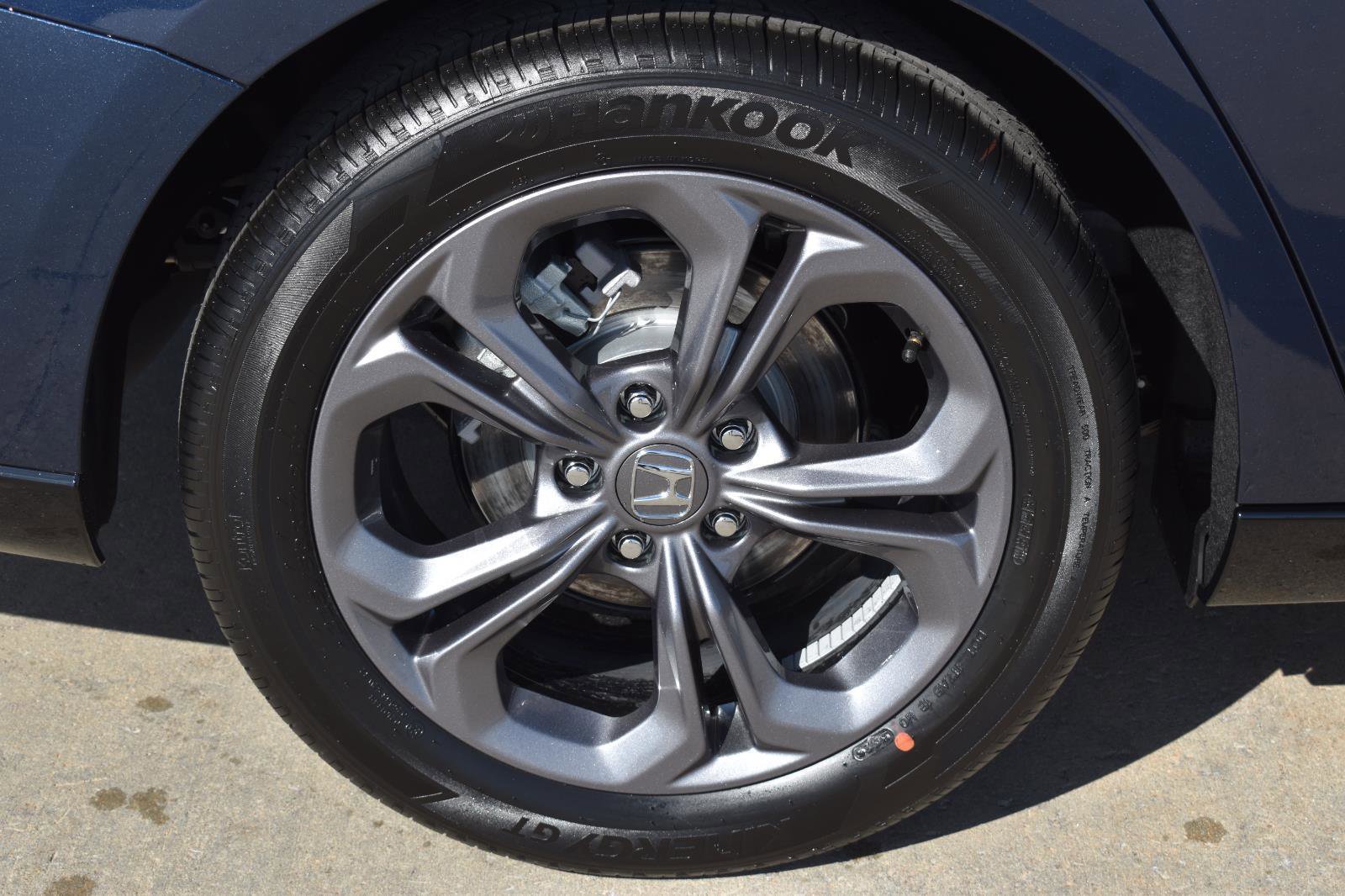 New 2026 Honda Accord EX-L image 12