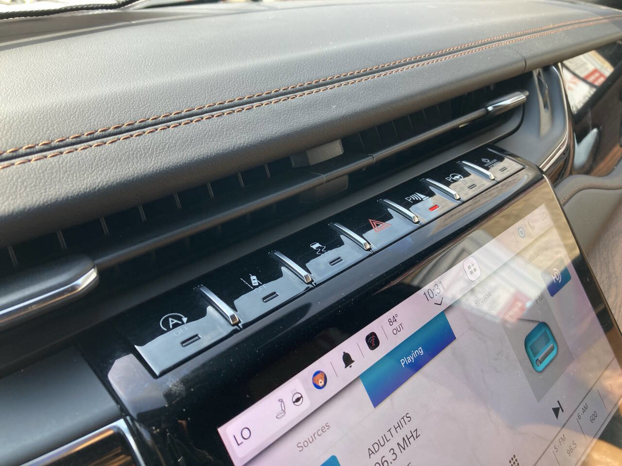 Used 2023 Jeep Grand Cherokee L Summit w/ Advanced Protech Group IV image 29