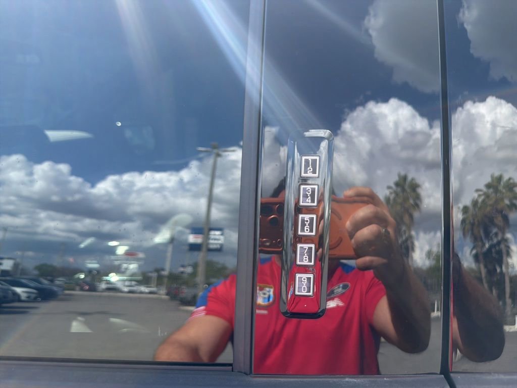 Used 2023 Ford F150 Lariat w/ Equipment Group 502A High image 22