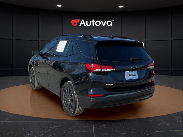 Used 2023 Chevrolet Equinox RS image 3