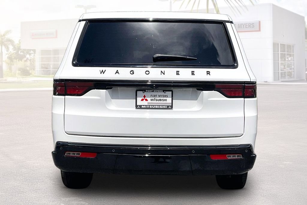 Used 2024 Jeep Wagoneer L Series II AWD/4WD image 18