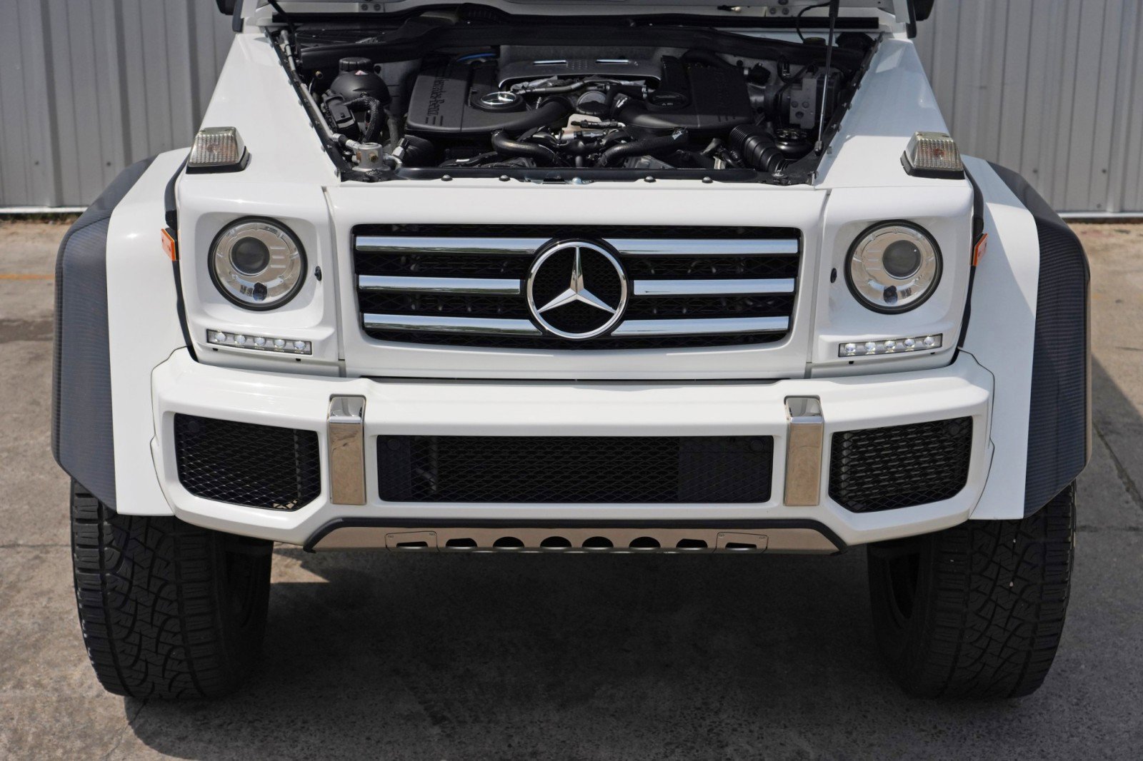 Used 2018 Mercedes-Benz G 550 Squared image 8