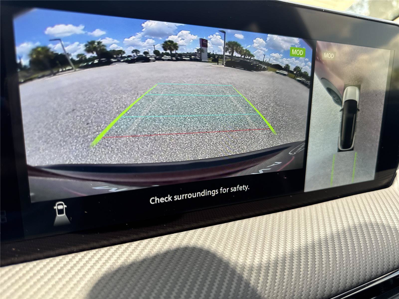 New 2026 Nissan Kicks SR AWD/4WD image 25