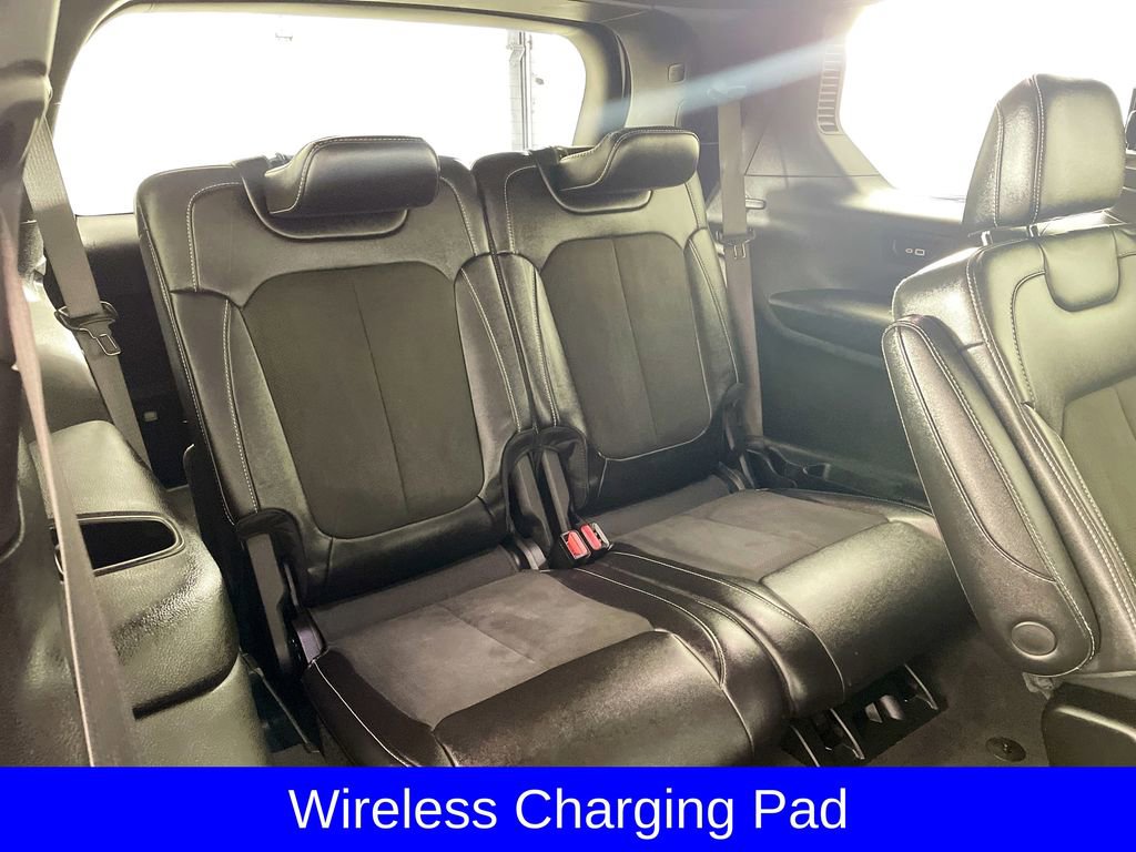 Used 2023 Jeep Grand Cherokee L Laredo image 29