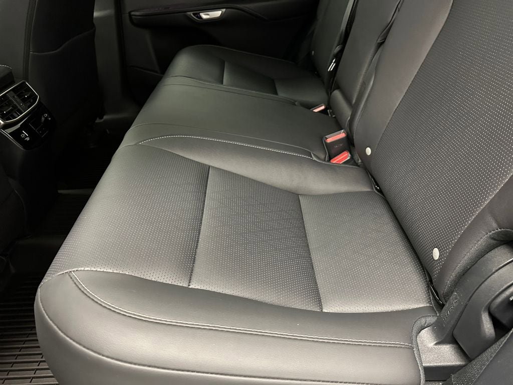 Used 2023 Lexus RX 350 Premium Plus w/ Accessory Package AWD/4WD image 16