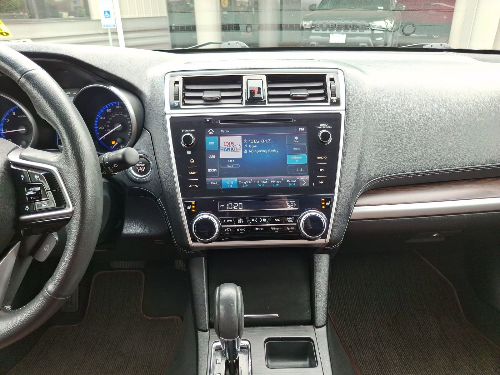 Used 2019 Subaru Outback 3.6R Touring w/ Popular Package #3A AWD/4WD image 11