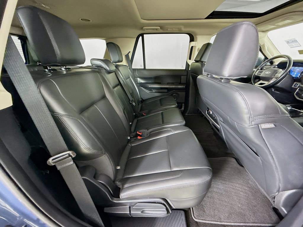 Used 2022 Ford Expedition XLT image 35