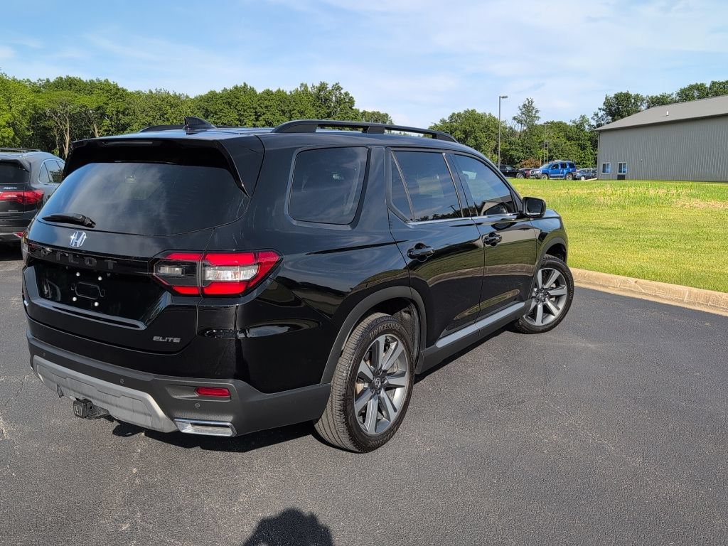 Used 2025 Honda Pilot Elite image 5