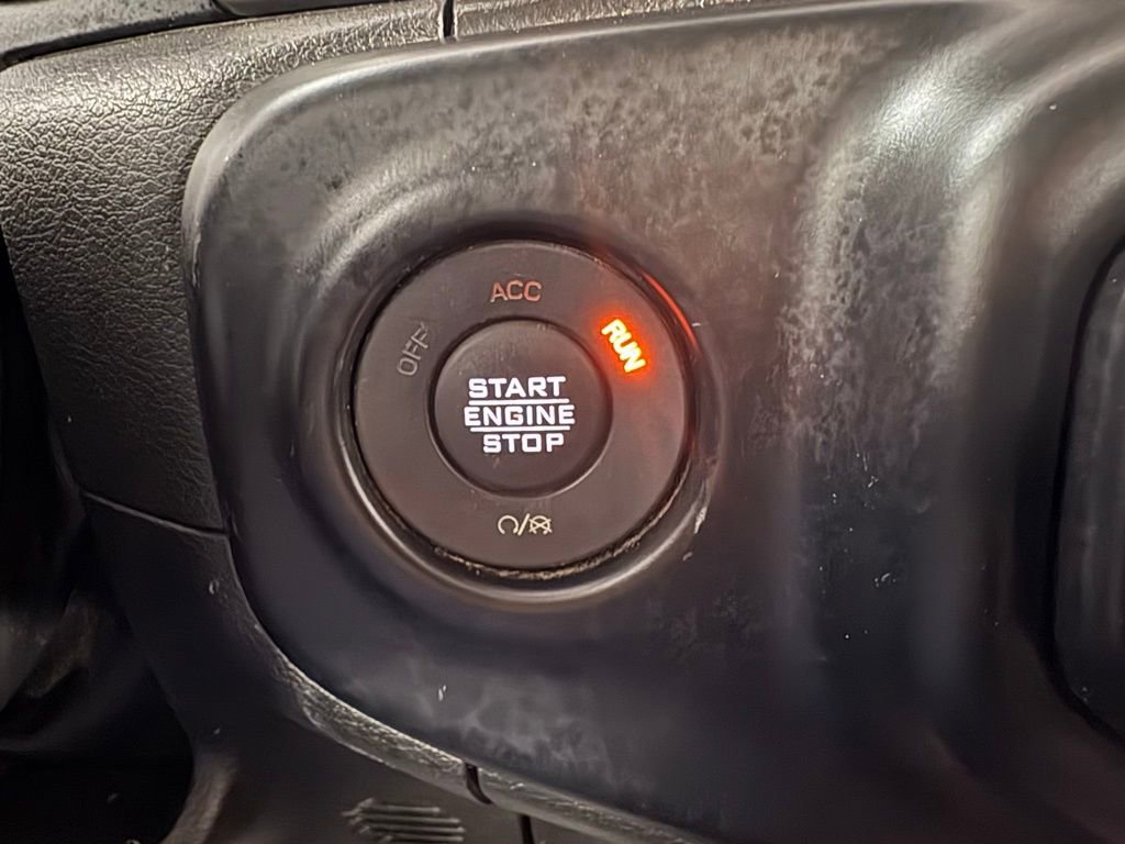 Used 2022 Jeep Gladiator Sport image 26