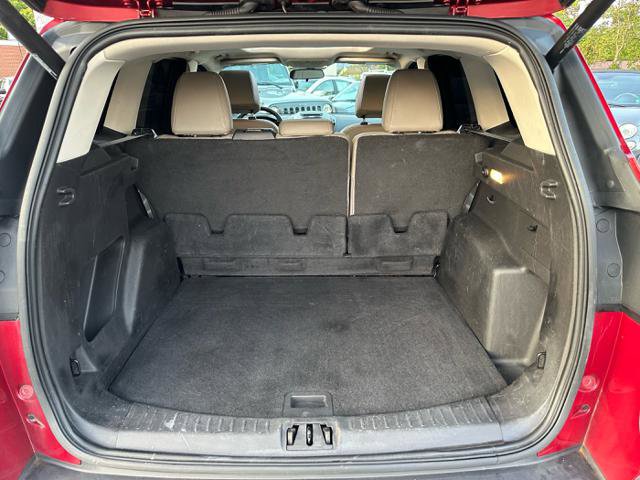 Used 2017 Ford Escape SE w/ SE Leather Comfort Package image 21