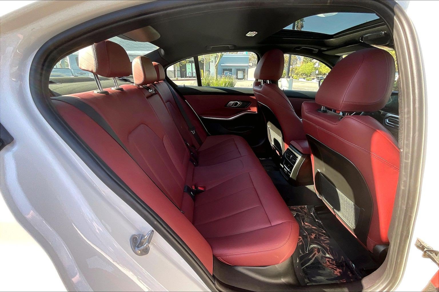 Used 2023 BMW 330i Sedan w/ Convenience Package RWD image 19