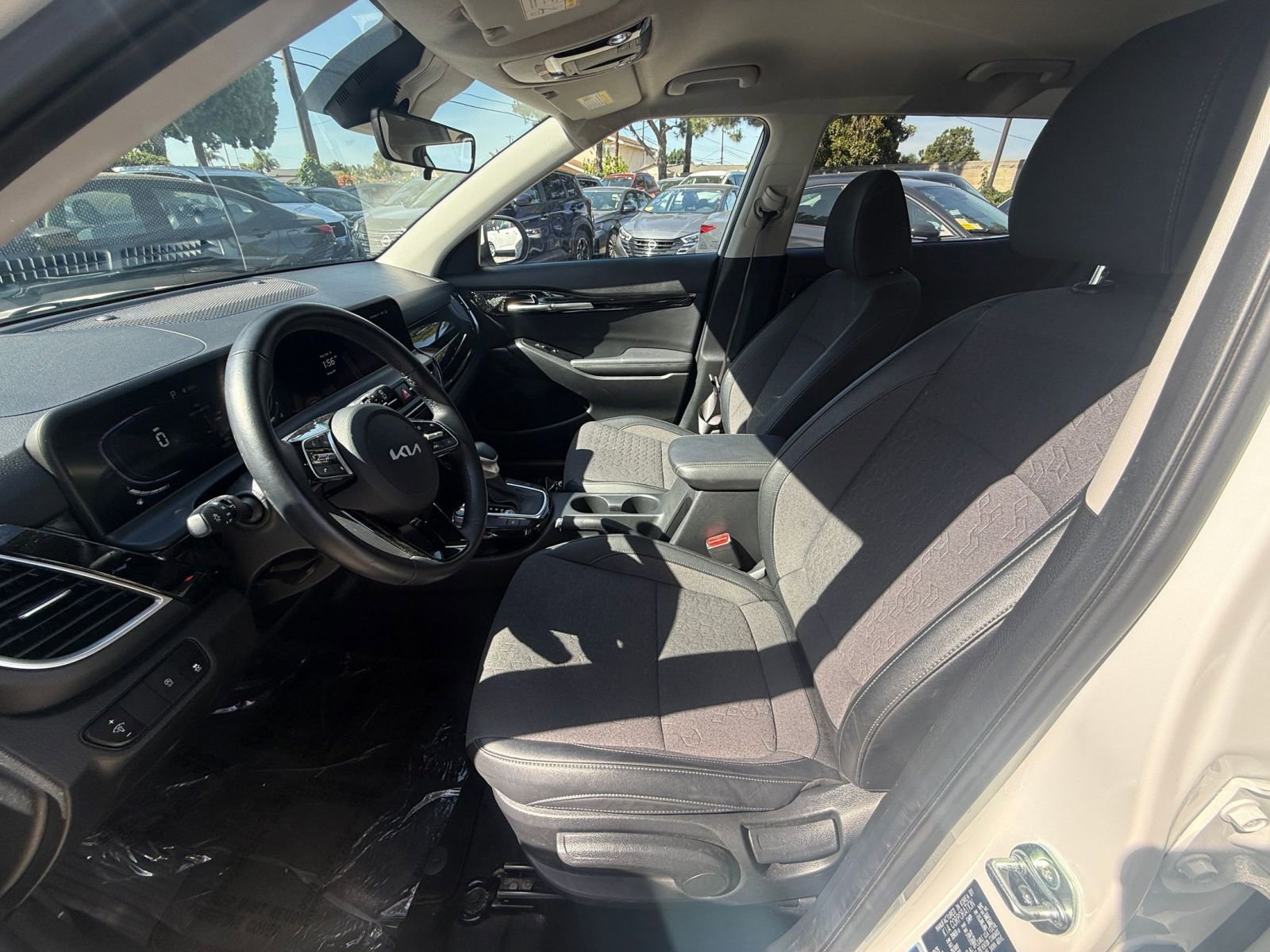 Used 2025 Kia Seltos S image 24