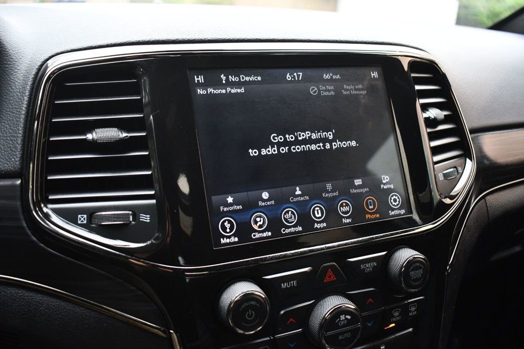 Used 2021 Jeep Grand Cherokee Limited X image 30