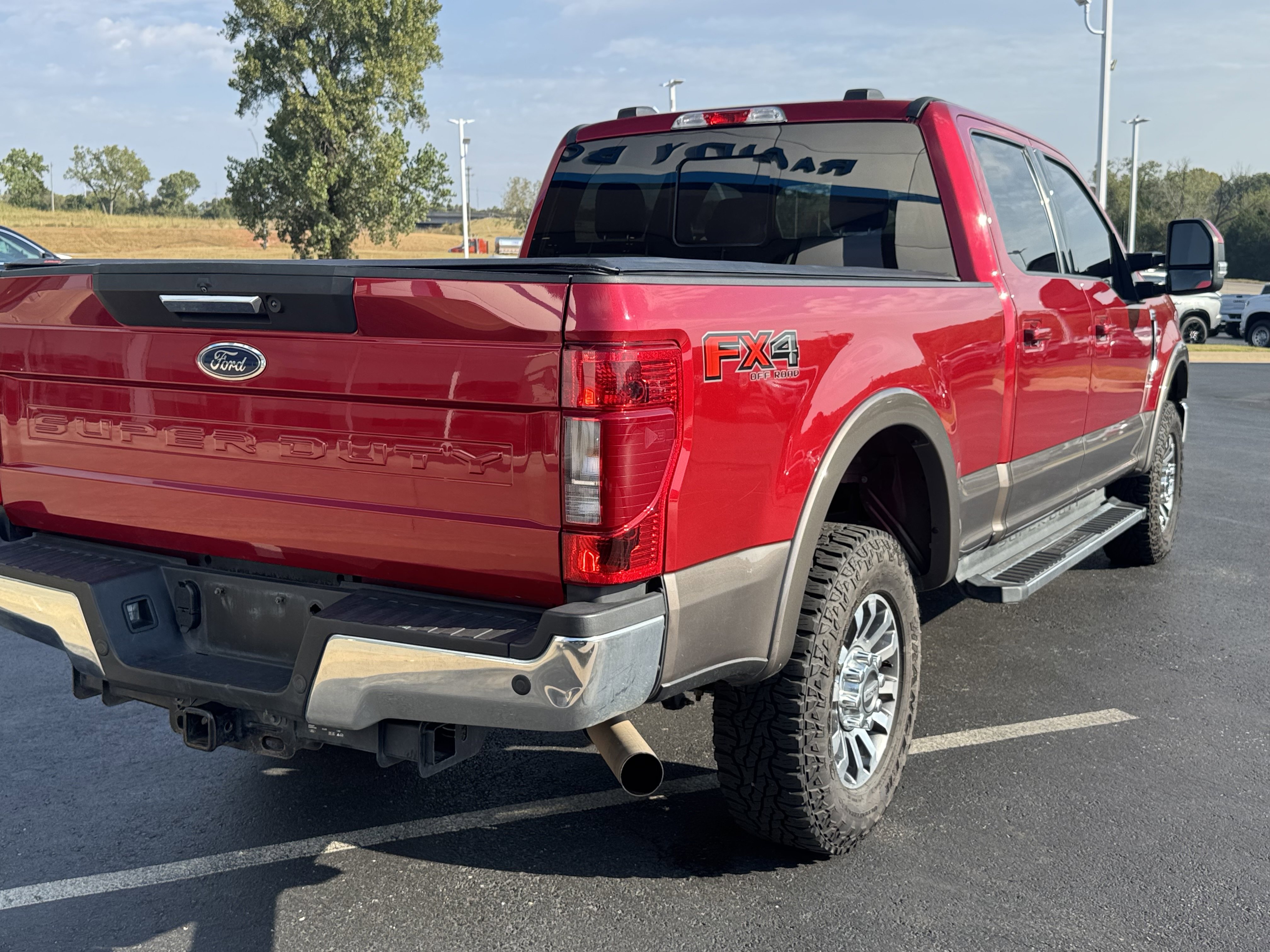 Used 2022 Ford F250 Lariat w/ FX4 Off-Road Package image 2