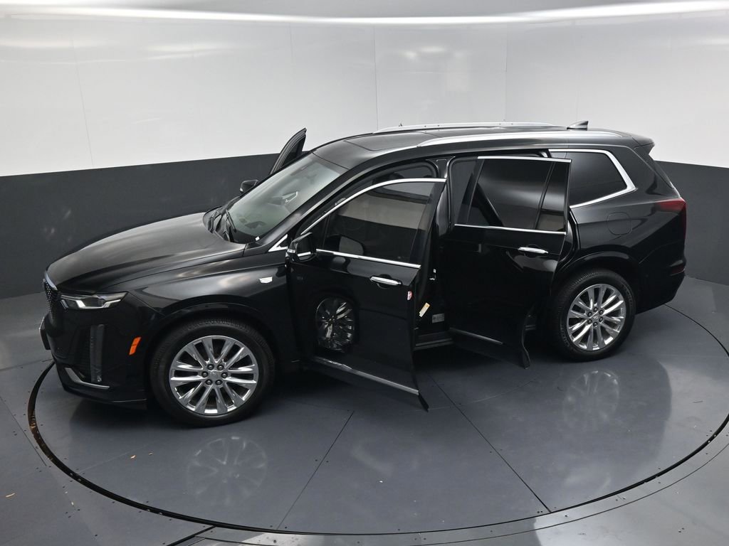 Used 2020 Cadillac XT6 Premium Luxury AWD/4WD image 25