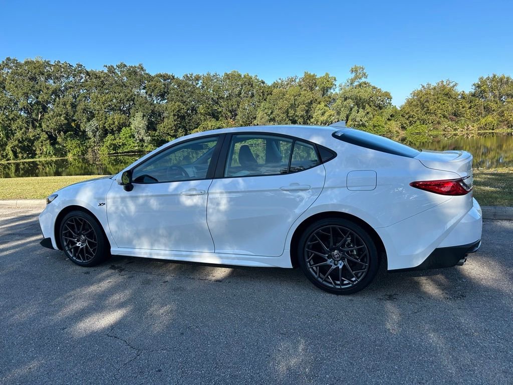 Certified 2025 Toyota Camry SE image 3