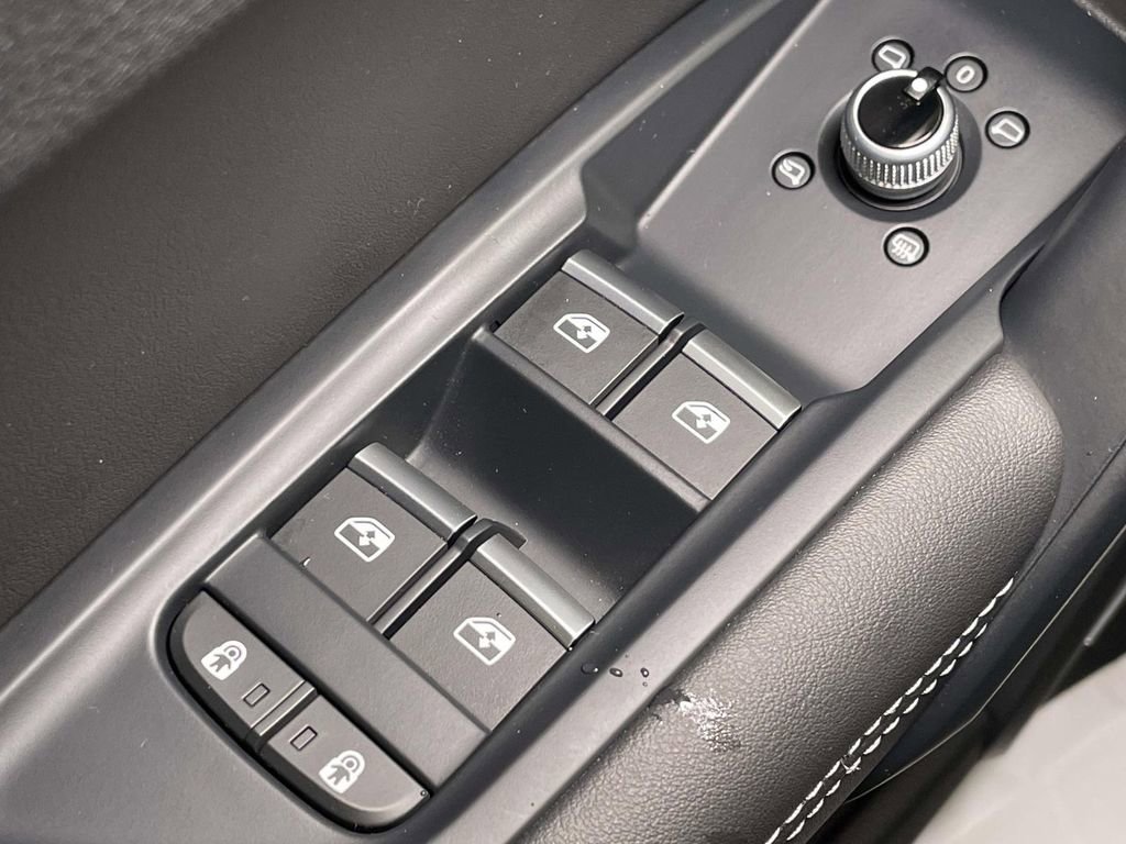 Used 2022 Audi Q5 2.0T Prestige image 38