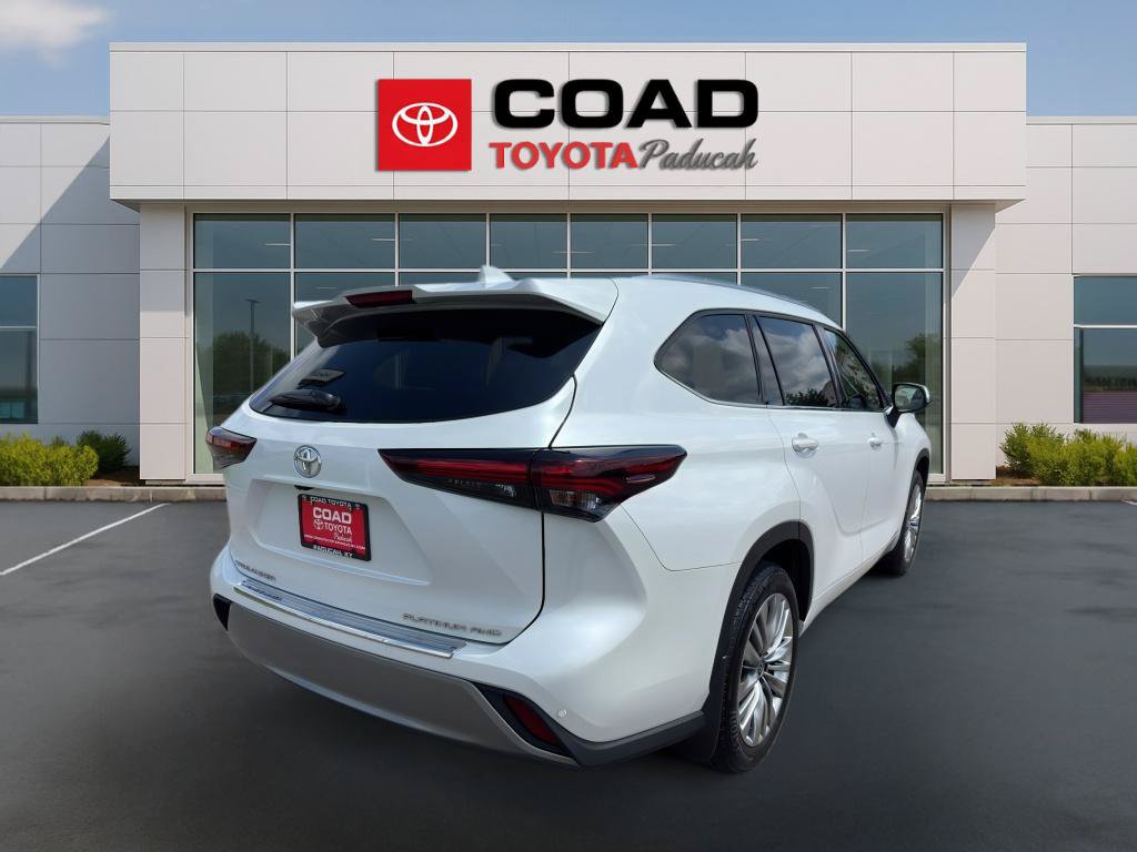Certified 2025 Toyota Highlander Platinum AWD/4WD image 5