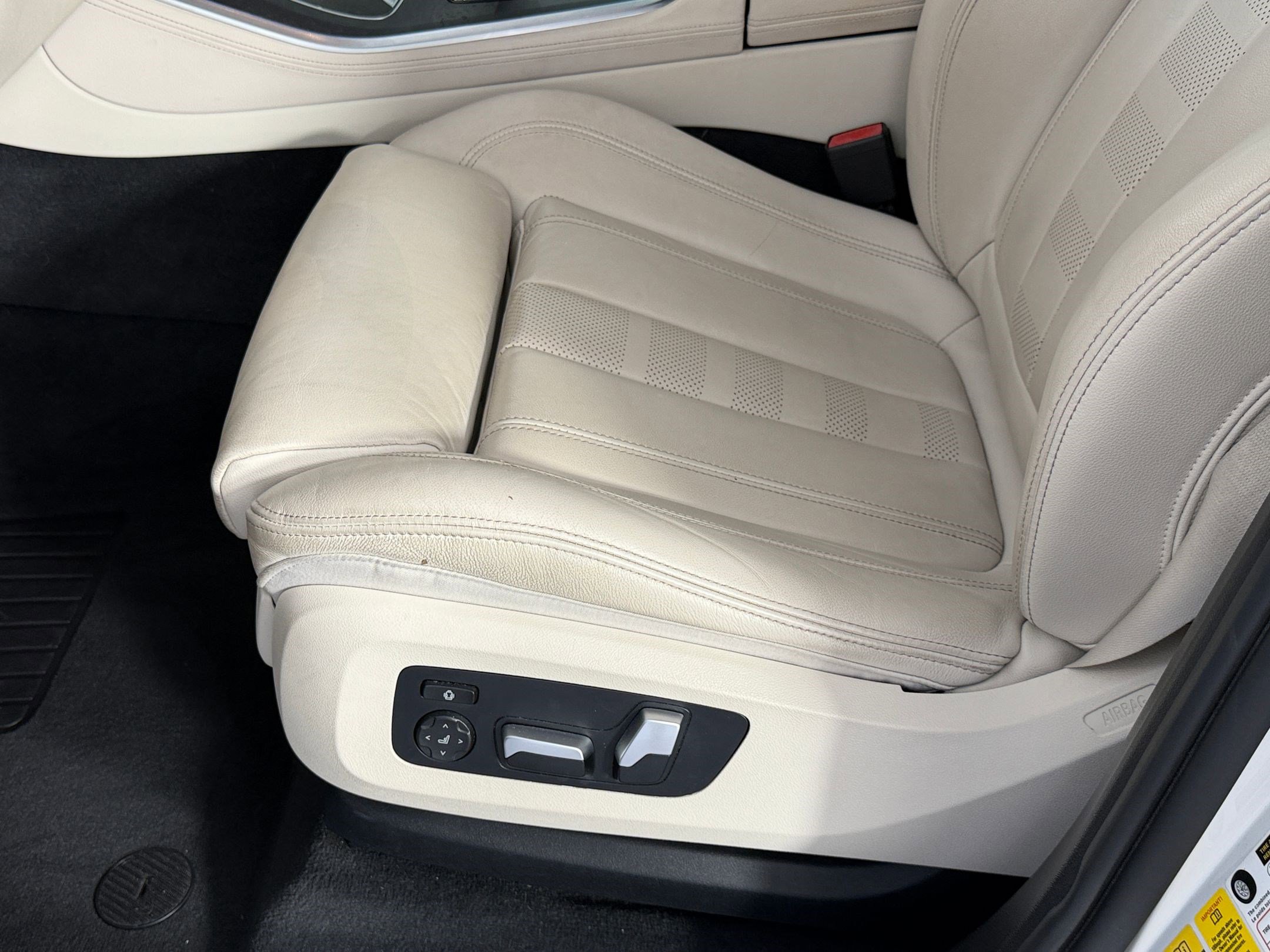Used 2021 BMW X5 xDrive45e w/ M Sport Package AWD/4WD image 13