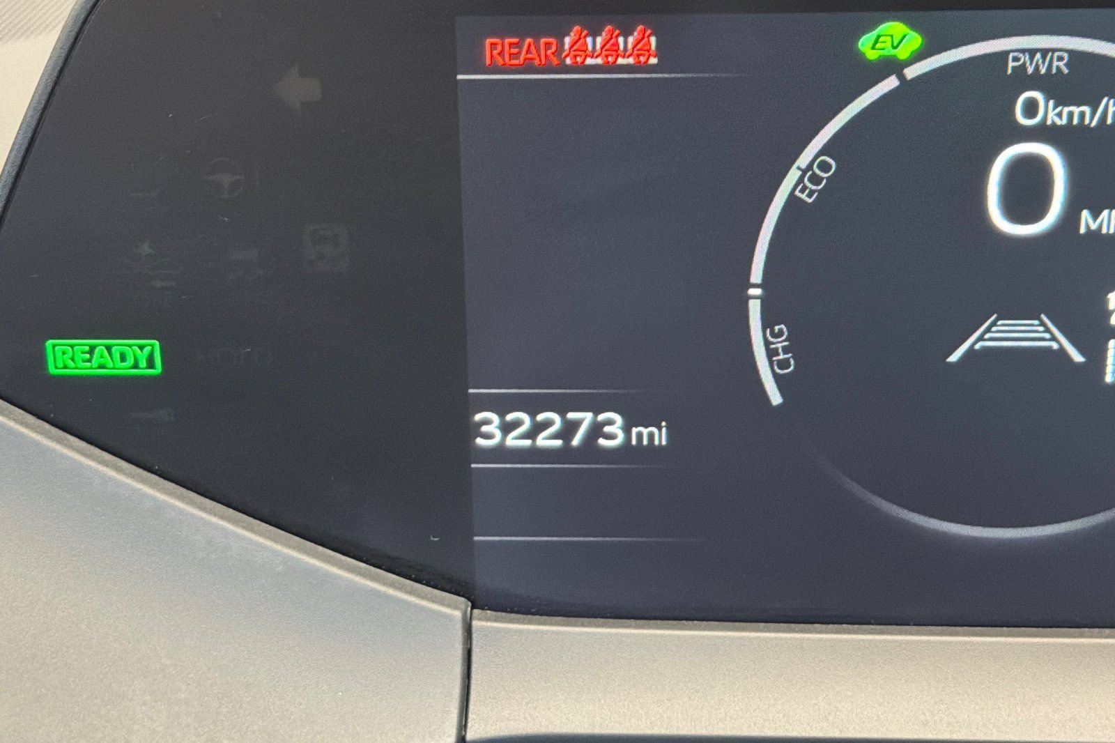 Certified 2025 Toyota Prius Limited w/ Limited Premium Package FWD image 27