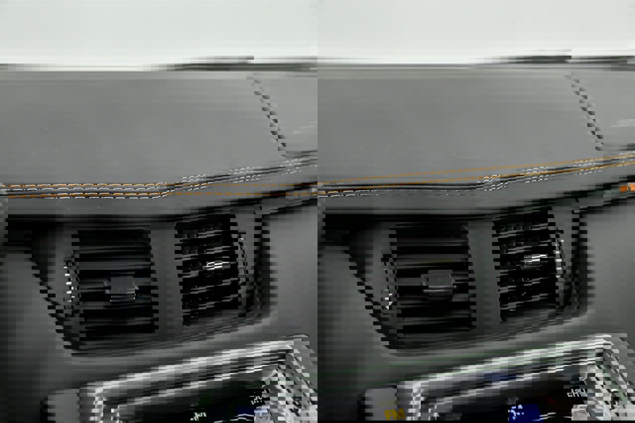 Used 2016 Lamborghini Aventador LP 700-4 image 28