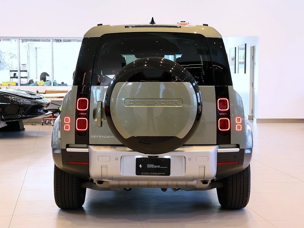 Used 2025 Land Rover Defender 110 S AWD/4WD image 32