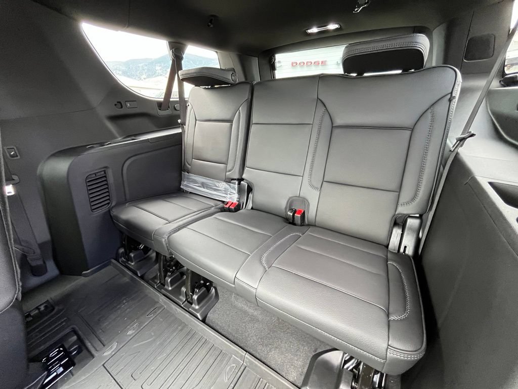 New 2026 GMC Yukon XL Denali w/ Denali Reserve Package AWD/4WD image 16
