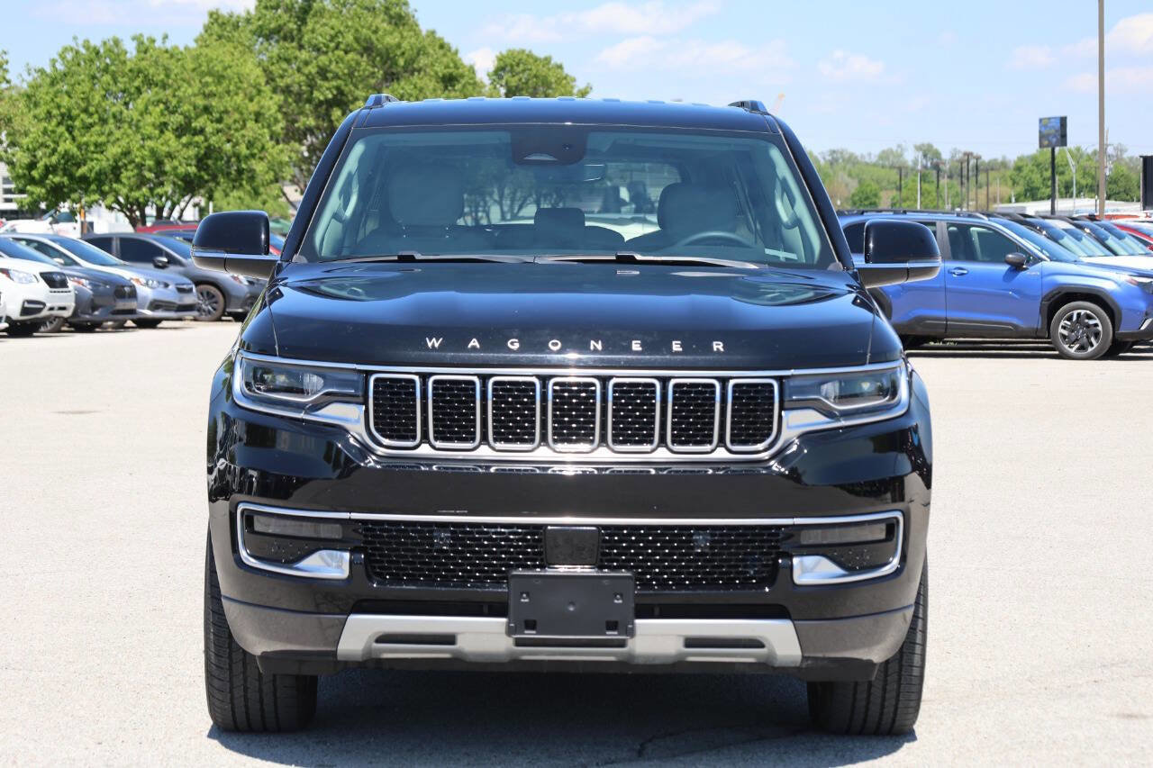 Used 2022 Jeep Wagoneer Series II AWD/4WD image 2