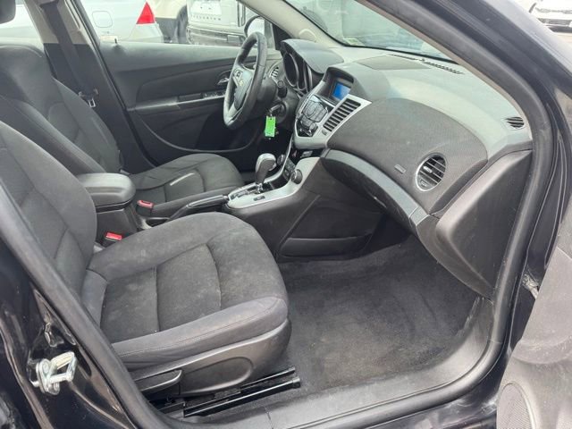 Used 2016 Chevrolet Cruze LT FWD image 15