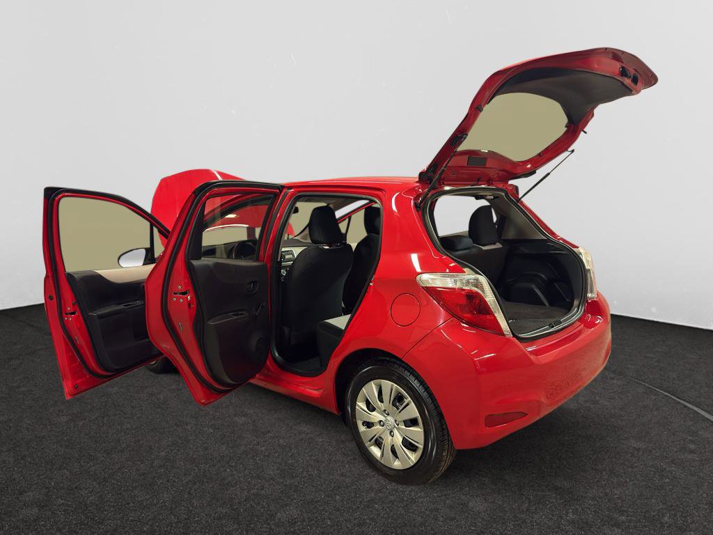 Used 2014 Toyota Yaris L FWD image 10