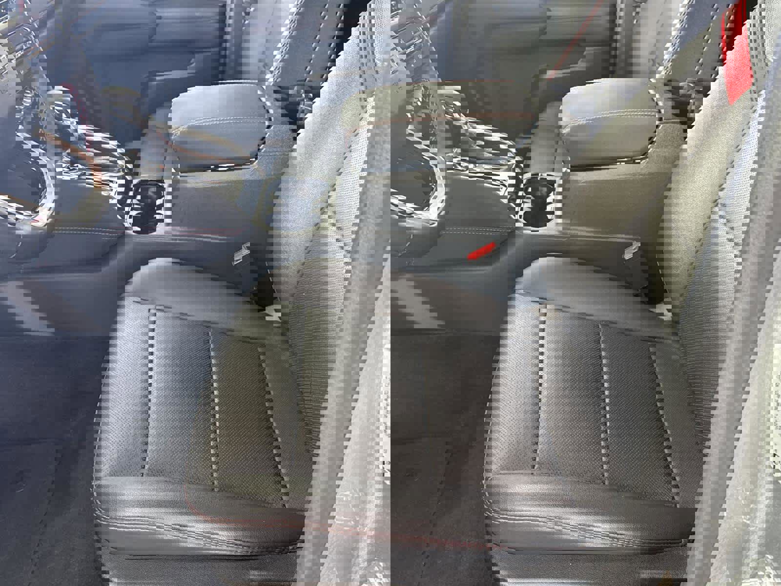 Used 2023 Chevrolet Colorado Z71 w/ Z71 Convenience Package 2 image 12